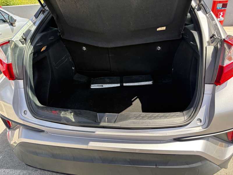 2019 Toyota C-HR 1,8L 2019 Cyprus
