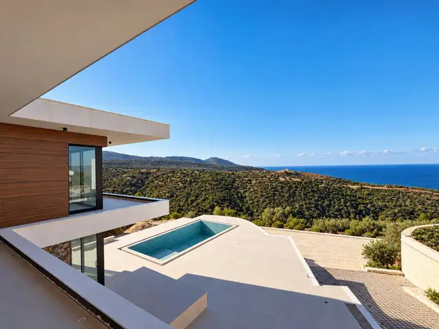 4-bedroom villa to rent, Paphos — Latsi - 2