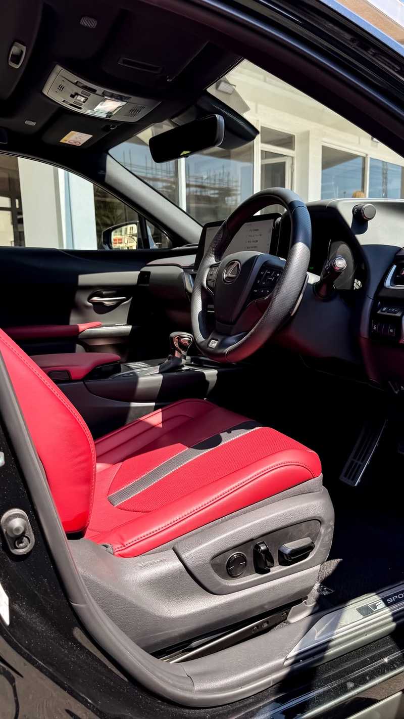 2023 Lexus UX 2,0L 2023 Cyprus