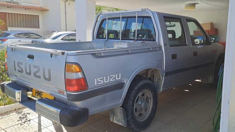 Isuzu Pick-up 3,1L 2001