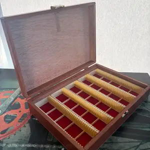 Vintage 1970s wooden, 35mm slide box -solid wood- hold up to 100 standard slides, Επαρχία Πάφου — Paphos - Άγιος Θεόδωρος