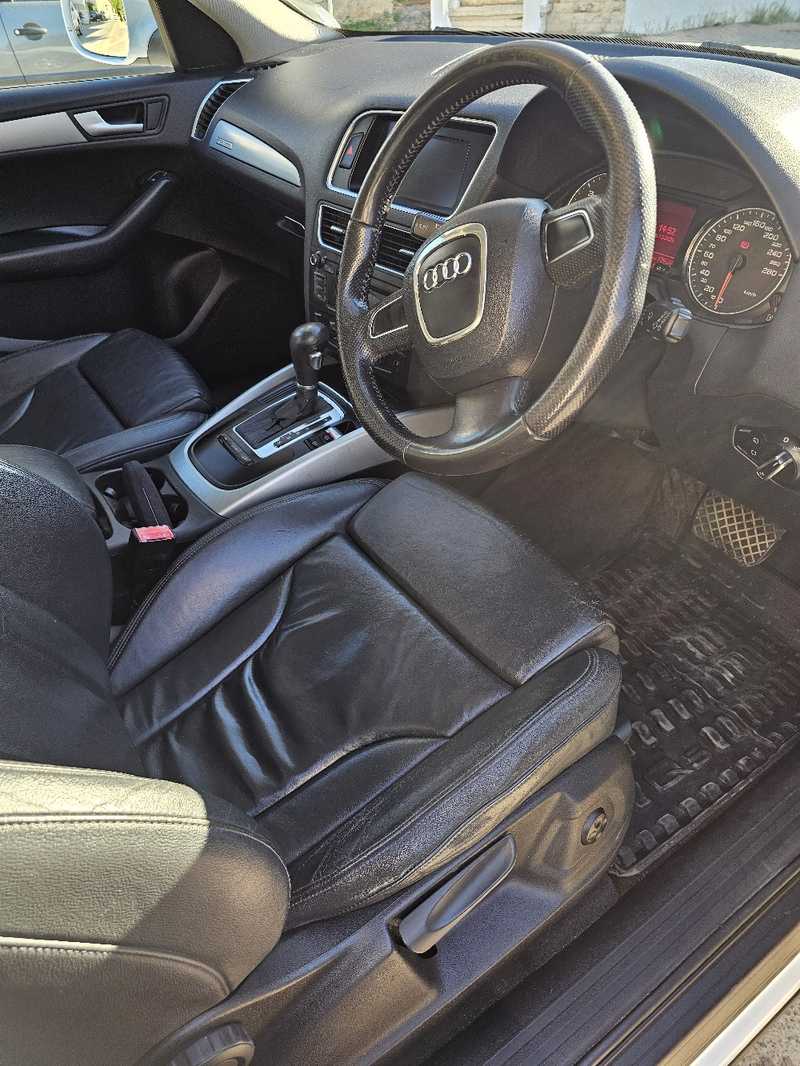 2011 Audi Q5 2,0L 2011 Cyprus