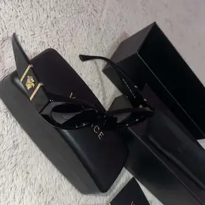 Versace ve4454 gb1/87 black sunglasses, Limassol — Limassol - Agios Nicolaos