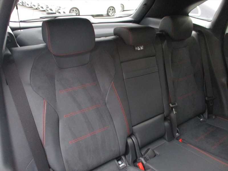 2025 Mercedes-Benz GLA-Class 2,0L 2025 Cyprus