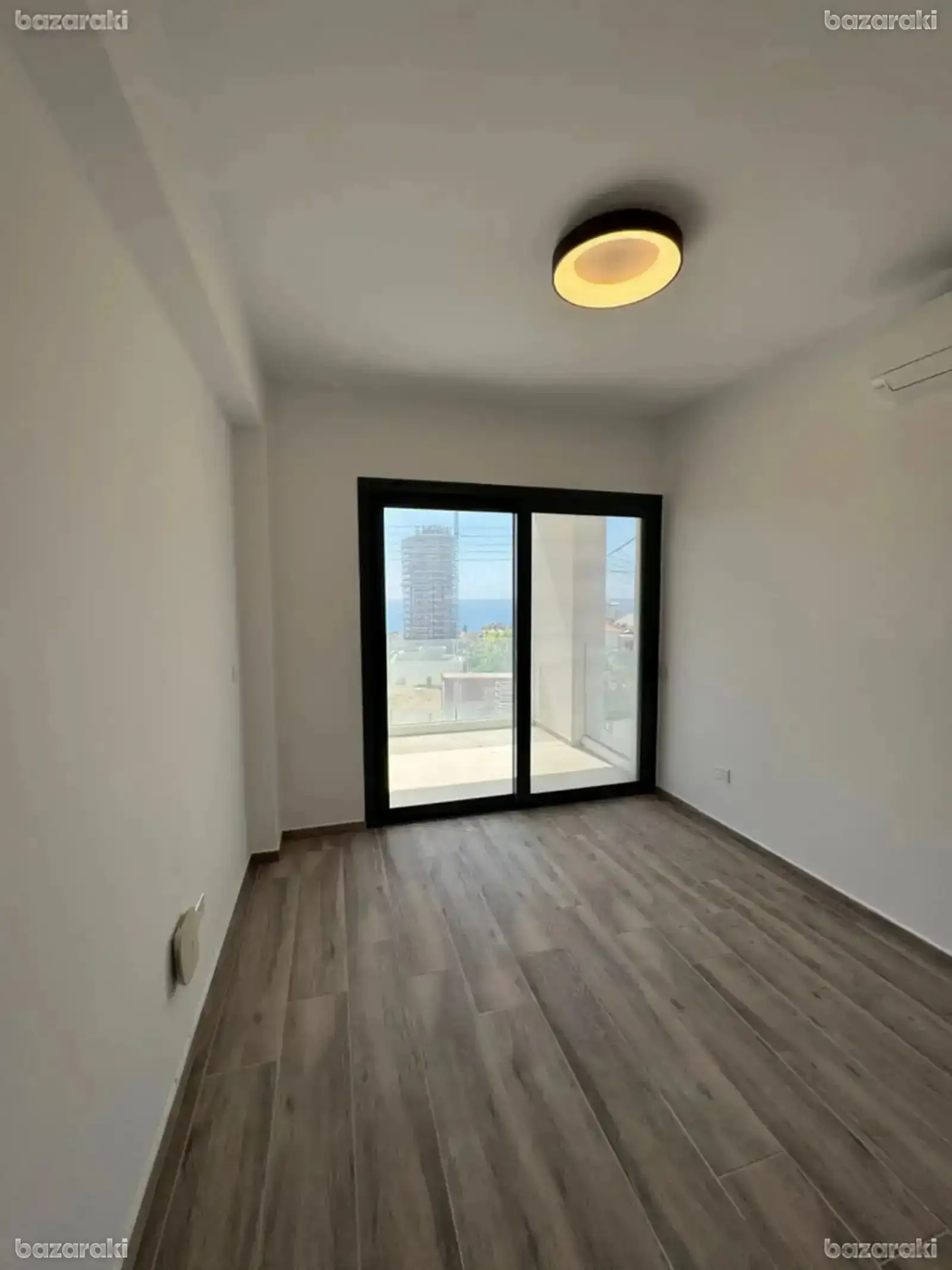 House, 6 bedrooms — 13