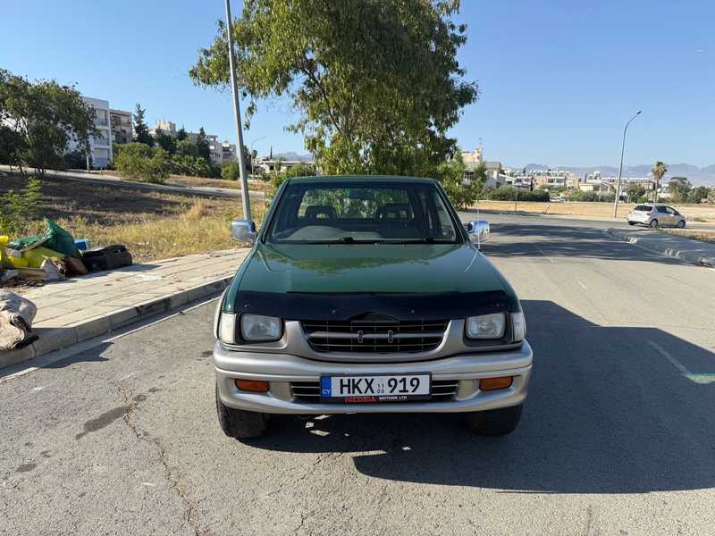 2000 Chevrolet Luv 3,0L 2000 Cyprus