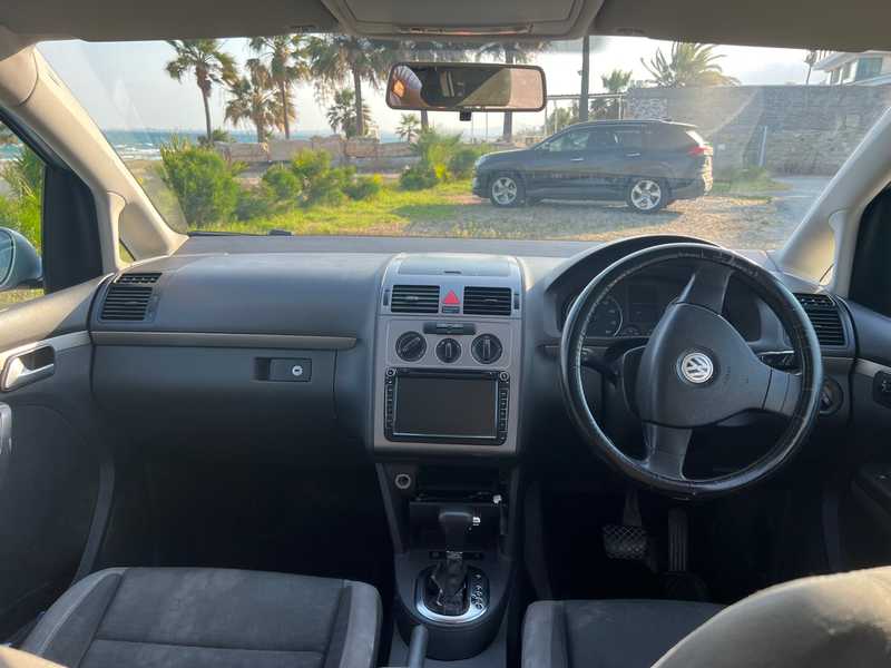 2009 Volkswagen Touran 1,4L 2009 Cyprus