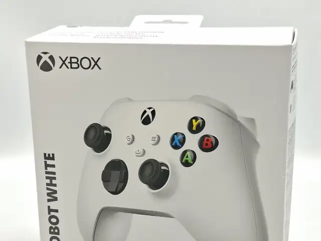 XBOX WIRELESS CONTROLLER ROBOT WHITE Like New, Επαρχία Λεμεσού — Λεμεσός - Πέτρου και Παύλου