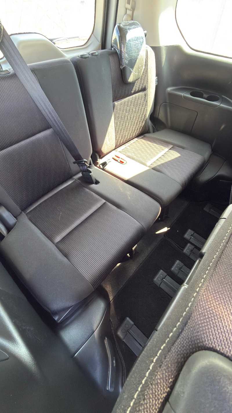 2020 Nissan Serena 2,0L 2020 Cyprus