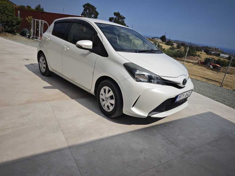 2015 Toyota Yaris 1,3L 2015 Cyprus