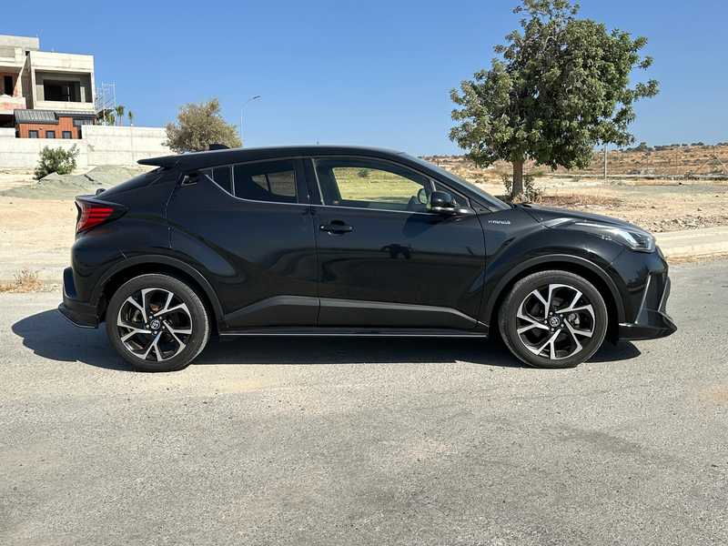 2022 Toyota C-HR 1,8L 2022 Cyprus
