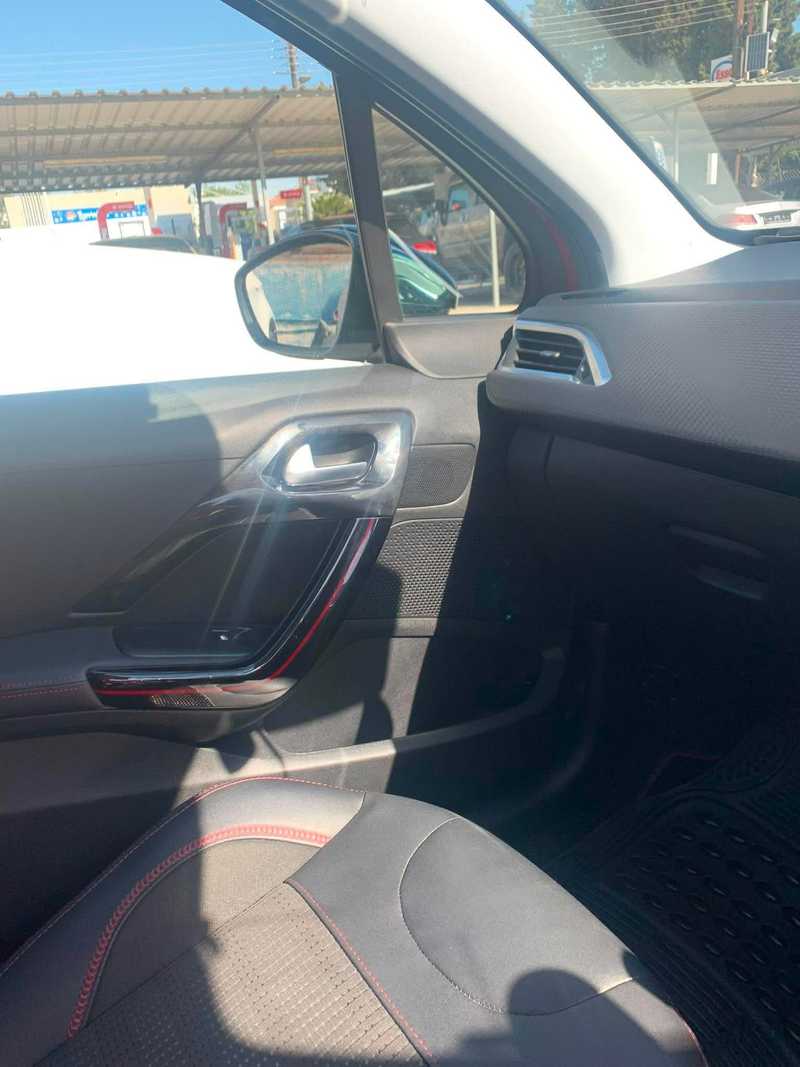 2018 Peugeot 2008 1,2L 2018 Cyprus