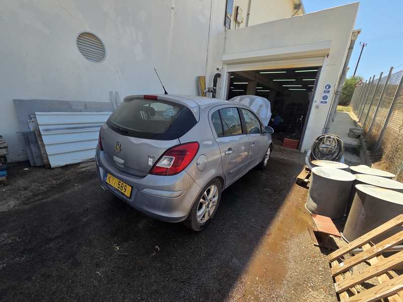 Opel, Vauxhall Corsa 2009