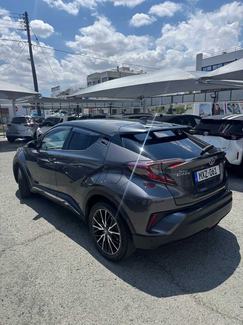 2017 Toyota C-HR 1,8L 2017 Cyprus