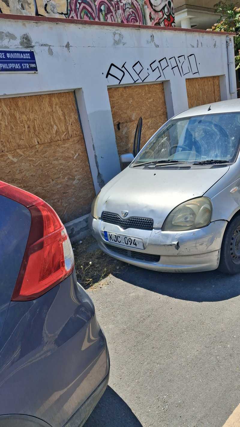 2000 Toyota Vitz 1,0L 2000 Cyprus