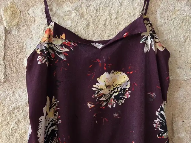 River Island Women's Floral Print Cami Top, Paphos — Konia