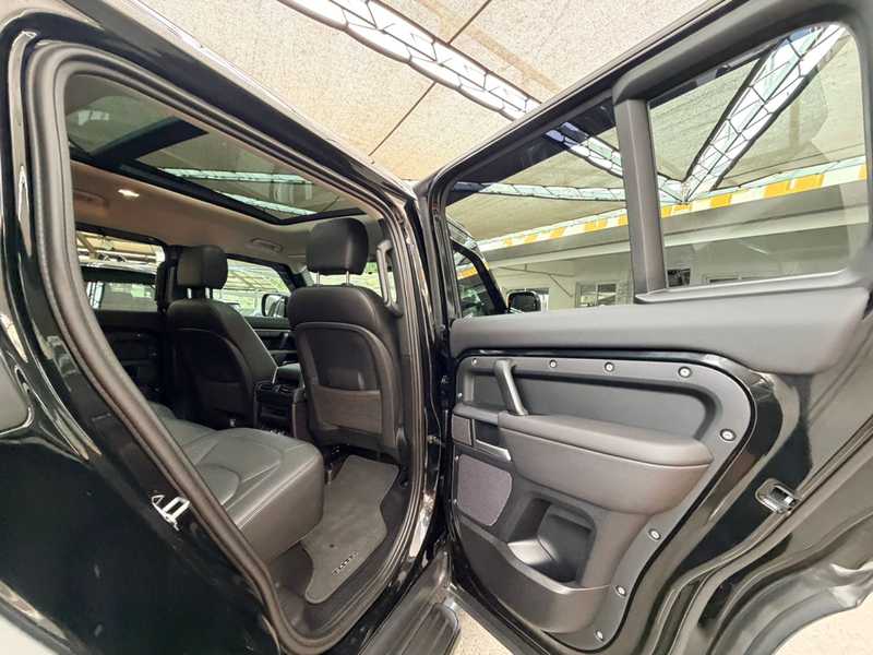 2023 Land Rover Defender 3,0L 2023 Cyprus