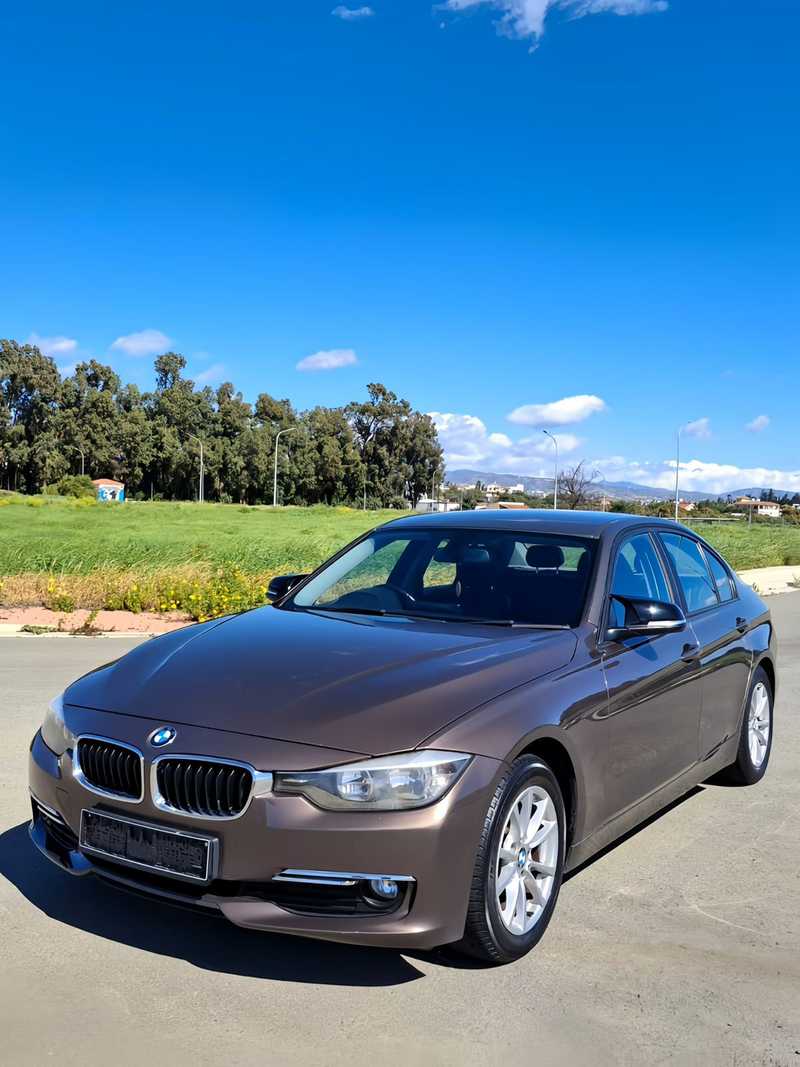 BMW 3-Series 2,0L 2013