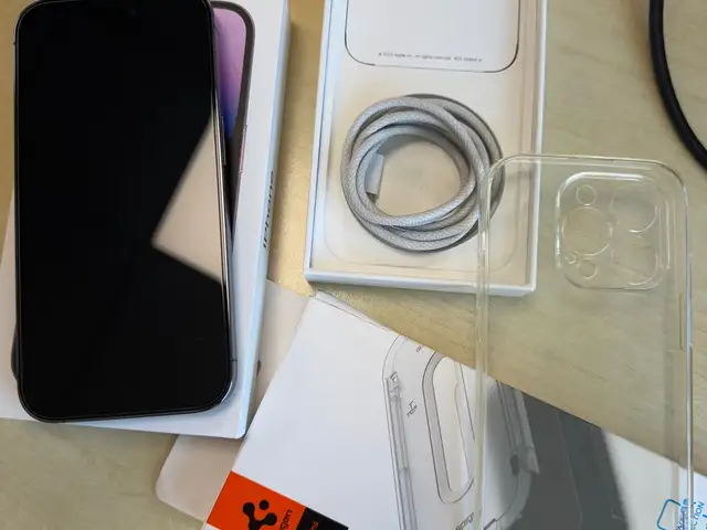 Iphone 14 pro 256gb deep purple + screen protector + case, Επαρχία Λεμεσού — Μαρίνα Λεμεσού