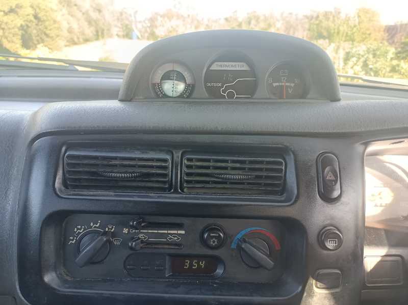 1999 Mitsubishi L200 2,5L 1999 Cyprus