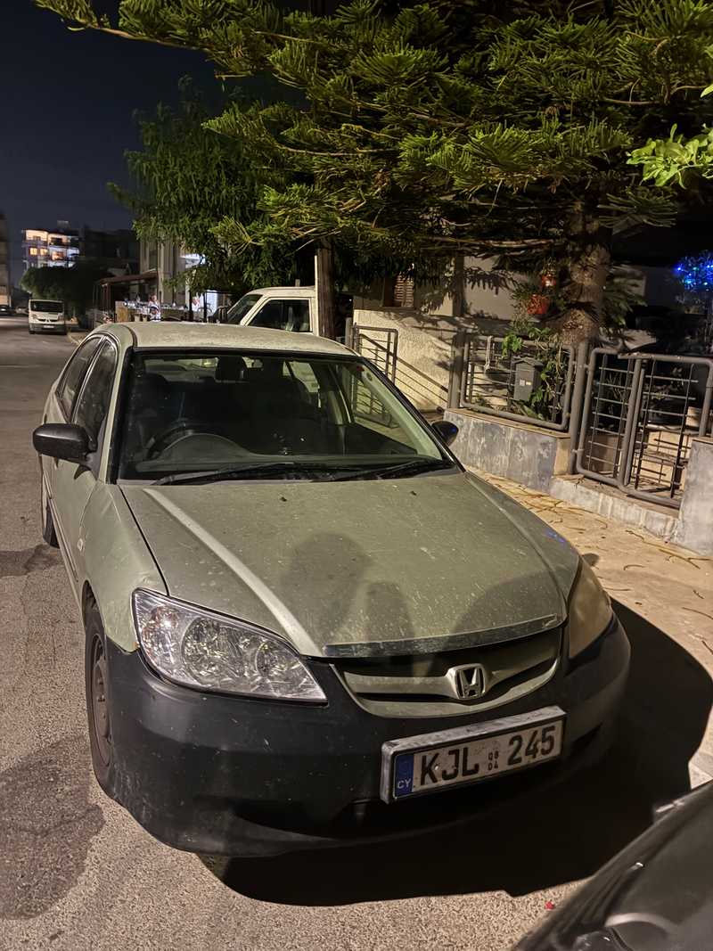 Honda Civic 8,0L 2004