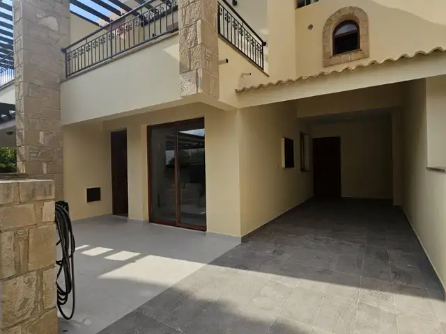 2-bedroom maisonette to rent, Paphos — Empa