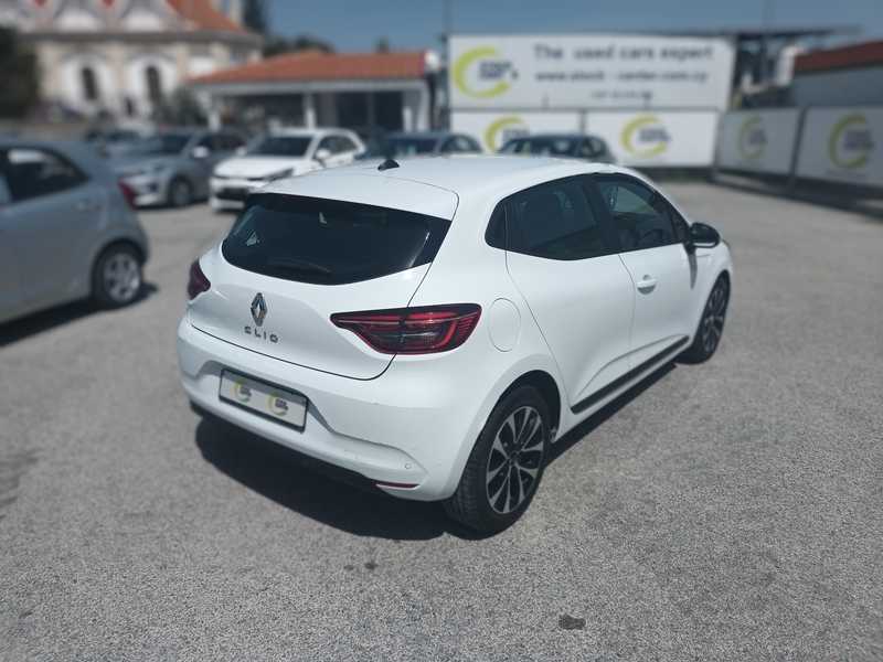 2022 Renault Clio 1,0L 2022 Cyprus