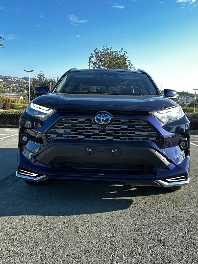Toyota RAV4 2,5L 2024