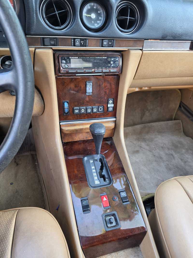 1988 Mercedes-Benz SL-Class 5,6L 1988 Cyprus