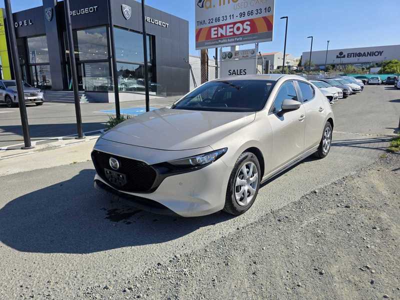 Mazda 3 1,5L 2023