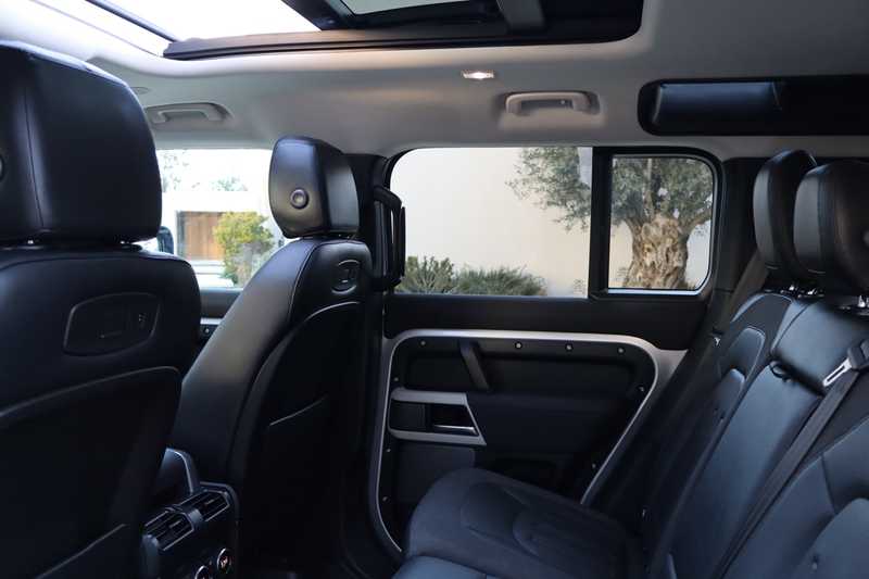 2021 Land Rover Defender 2,0L 2021 Cyprus