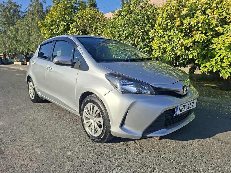 Toyota Vitz 1,3L 2014