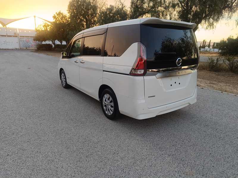 2021 Nissan Serena 2,0L 2021 Cyprus