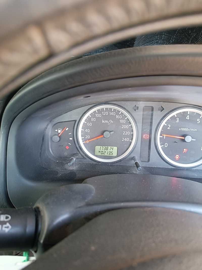 Nissan Almera 1,5L 2004