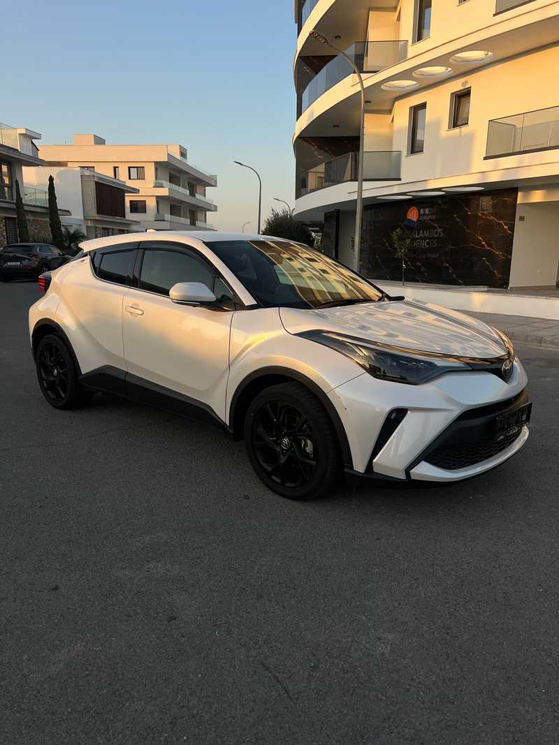 2022 Toyota C-HR 1,8L 2022 Cyprus