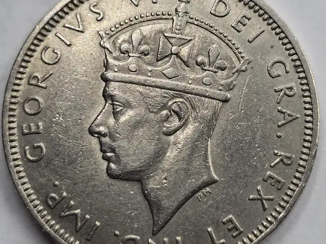 Cyprus two shillings coin 1947 kgvi au, Επαρχία Λευκωσίας — Λατσιά - Άγιος Γεώργιος