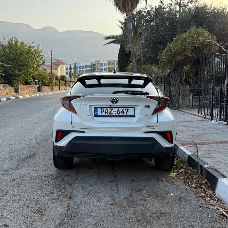 2018 Toyota C-HR 1,8L 2018 Cyprus