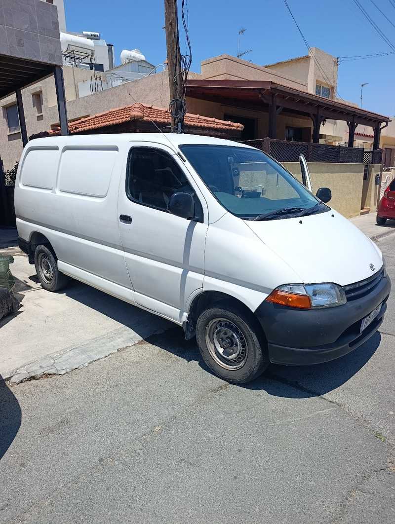 2001 Toyota Hiace 2,5L 2001 Cyprus