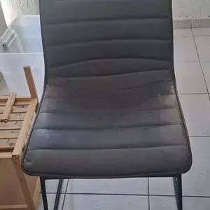 Χαρίζονται καρέκλες κουζίνας, Επαρχία Λευκωσίας — Λακατάμεια - Συνοικισμός Ανθούπολης