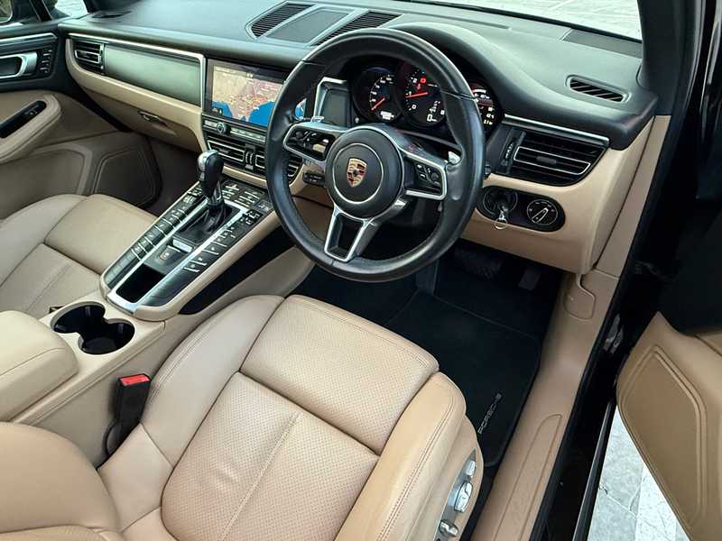 2019 Porsche Macan 2,0L 2019 Cyprus
