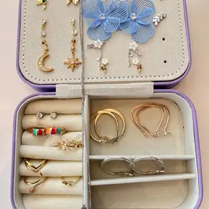 Earrings, rings, Επαρχία Πάφου — Universal