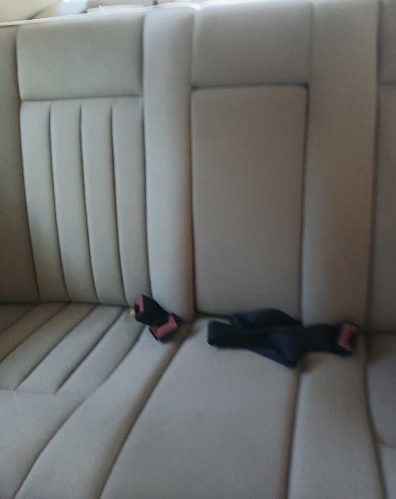 1995 Mercedes-Benz E-Class 2,0L 1995 Cyprus