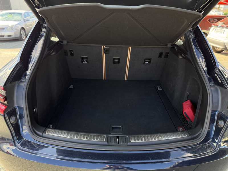 2016 Porsche Macan 3,0L 2016 Cyprus