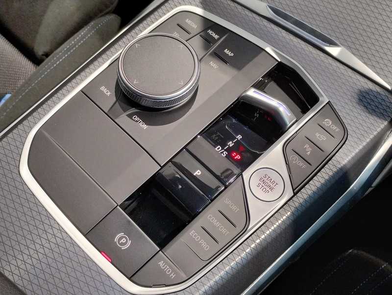 2025 BMW 3-Series 2,0L 2025 Cyprus