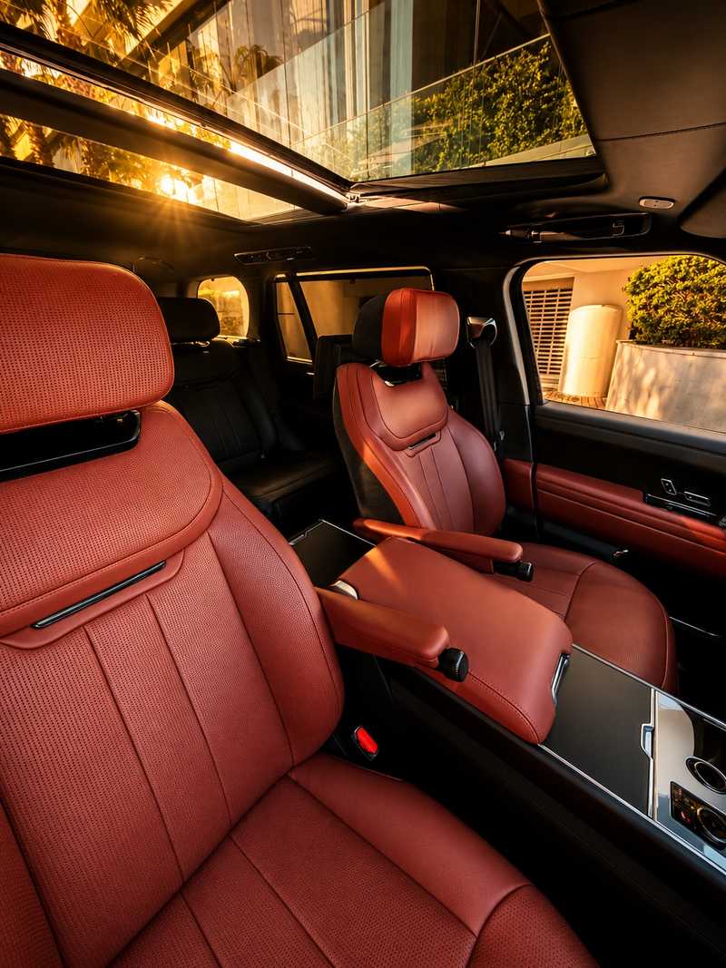 2025 Land Rover Range Rover 4,4L 2025 Cyprus