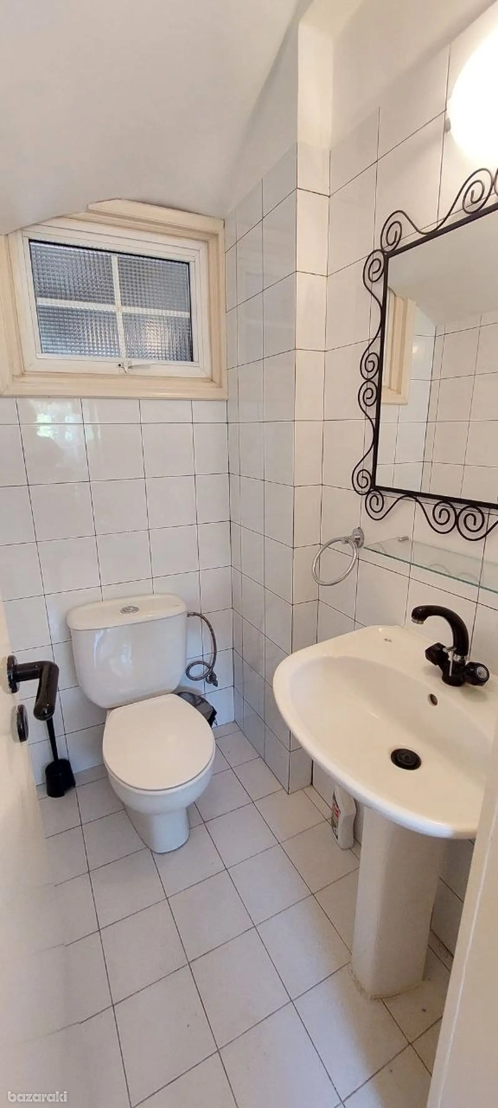 House, 2 bedrooms — 13