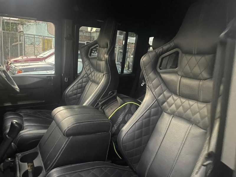 2014 Land Rover Defender 2,2L 2014 Cyprus