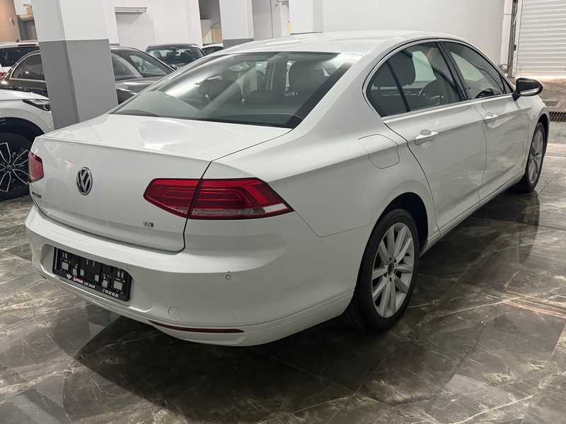 2017 Volkswagen Passat 1,4L 2017 Cyprus