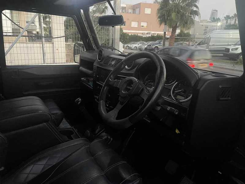 2014 Land Rover Defender 2,2L 2014 Cyprus