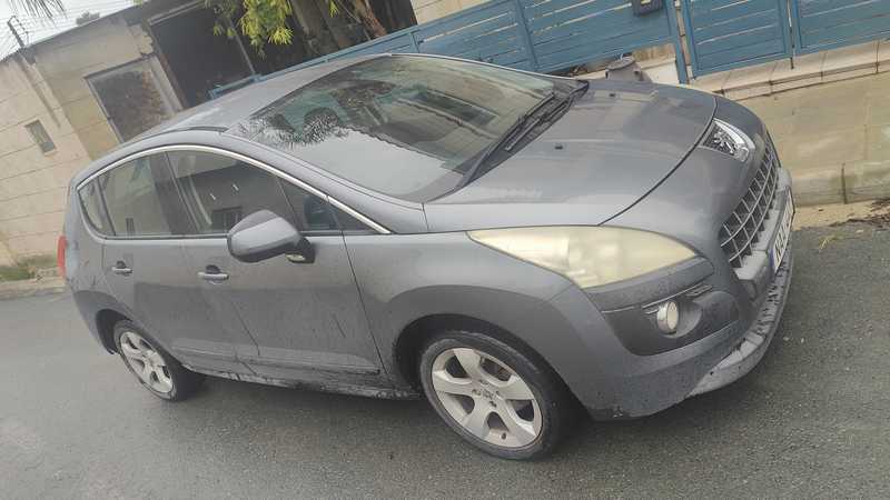 Peugeot 3008 1,6L 2011